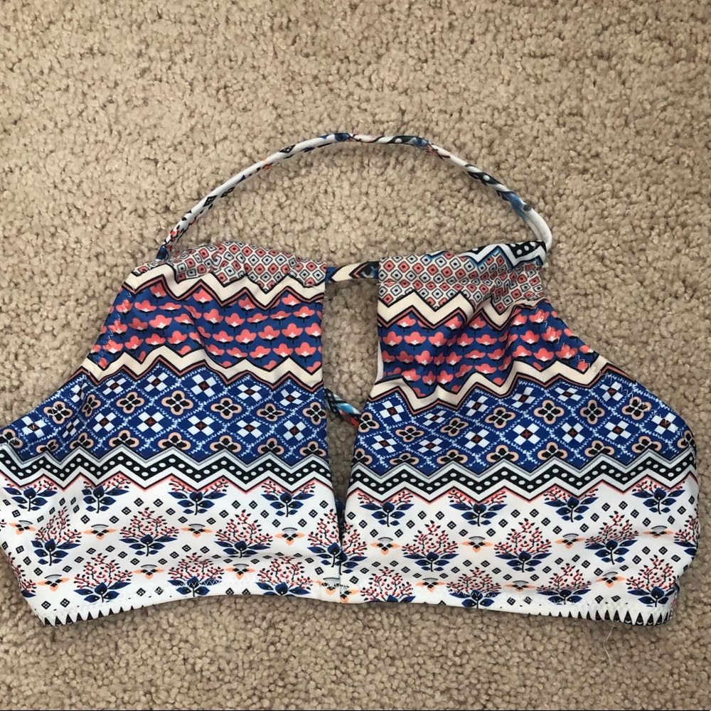 Cupshe Halter Swim Suit Top with built in bra